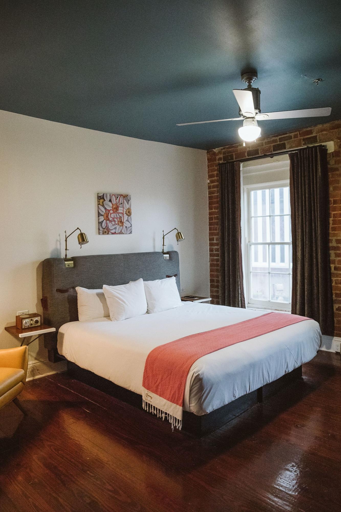 The Old No. 77 Hotel & Chandlery Nueva Orleans Exterior foto